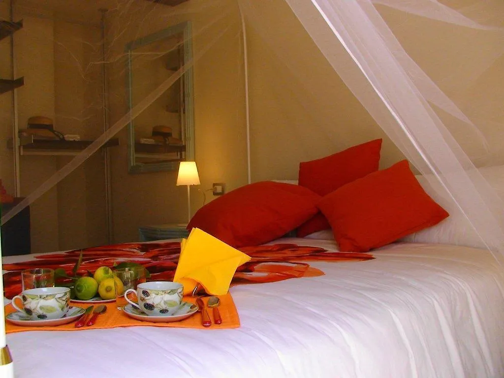 Rta Residenza Capo Sant'Andrea Апарт-отель Сант-Андреа